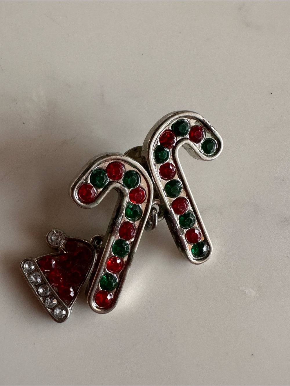 Festive Red & Green Candy Cane CHRISTMAS Pin Brooch - Women Jewelry